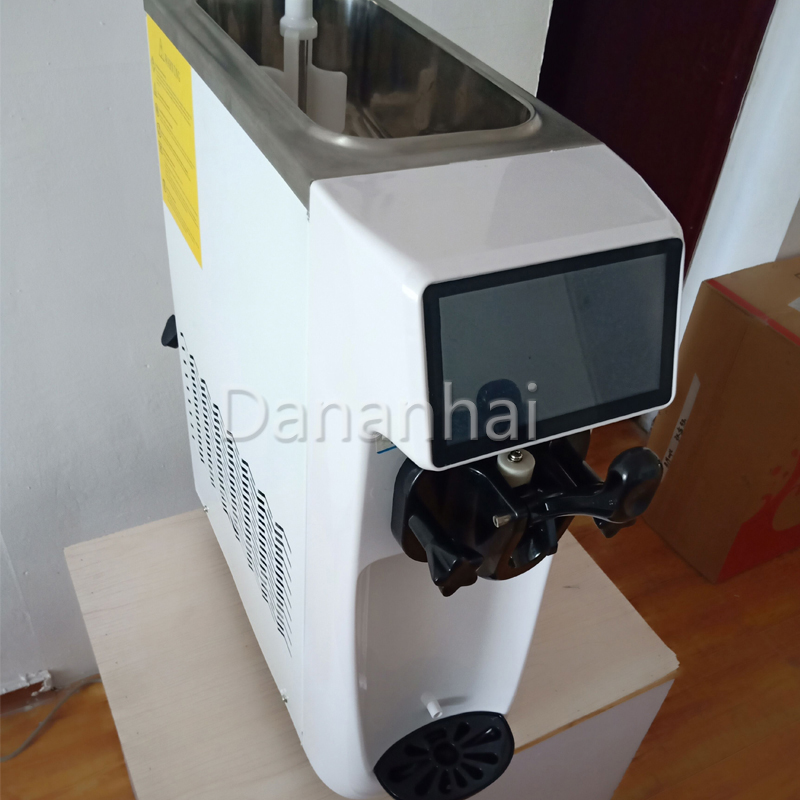 Volkswagen Desktop Mini Ice Cr - Kitchen Appliances Quality review and price